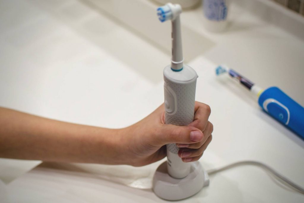 How to Clean an Electric Toothbrush Surreal Home